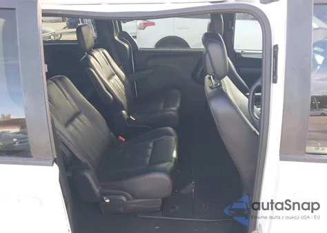 2019 Dodge Grand Caravan Gt z USA, uszkodzony, nr VIN 2C4RDGEG4KR711431